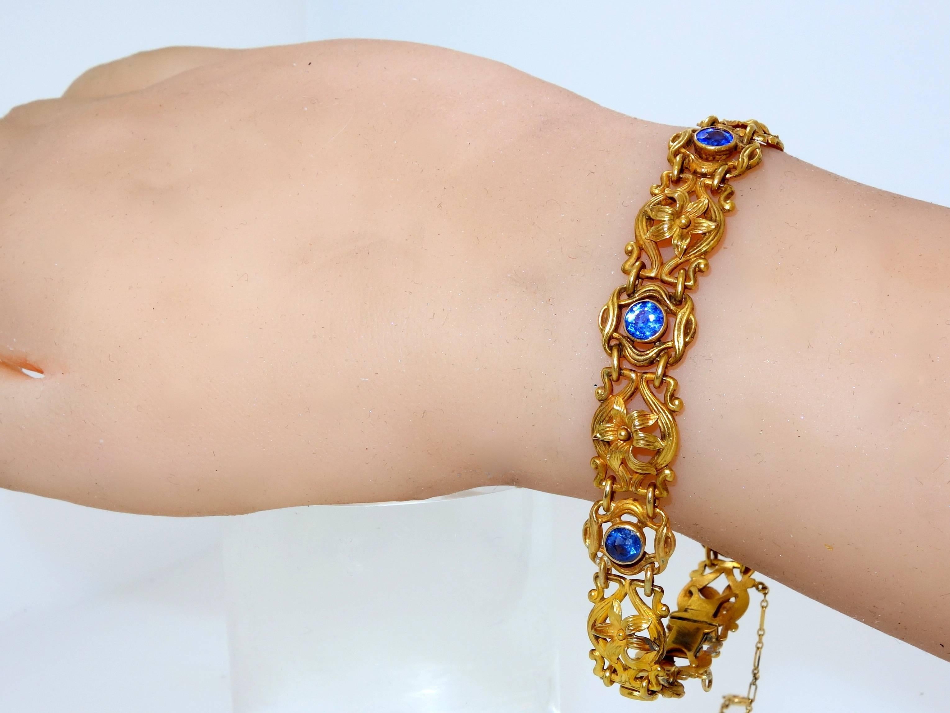 Women's or Men's Art Nouveau Sapphire Yellow Gold Bracelet