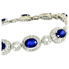 Zaffiro fine, 7 carati, e diamante da 2,20 carati. Bracciale Contemporary New in oro bianco