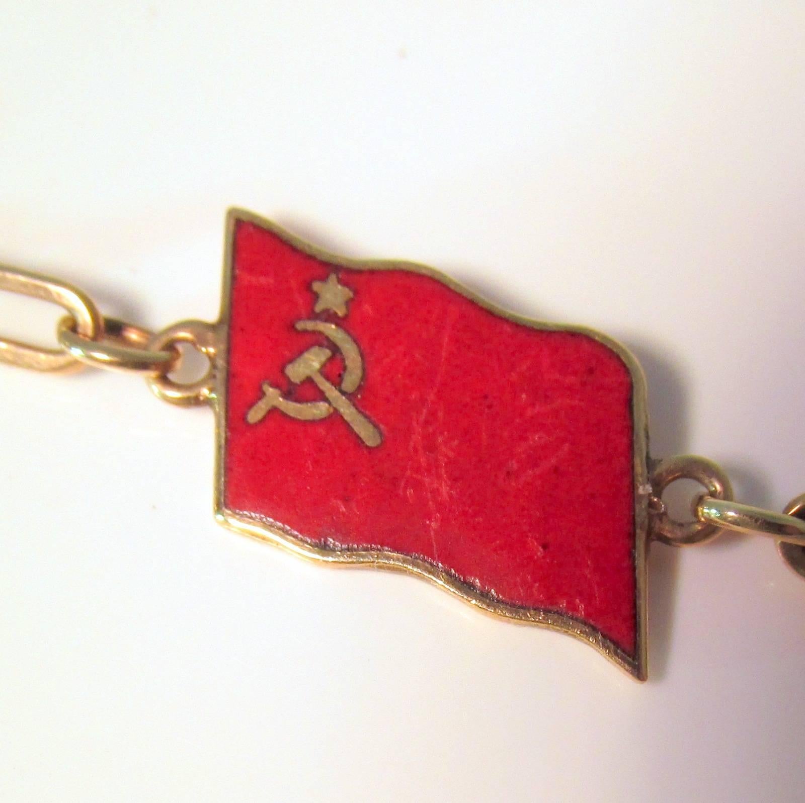 1945 World War II flag motif bracelet 1