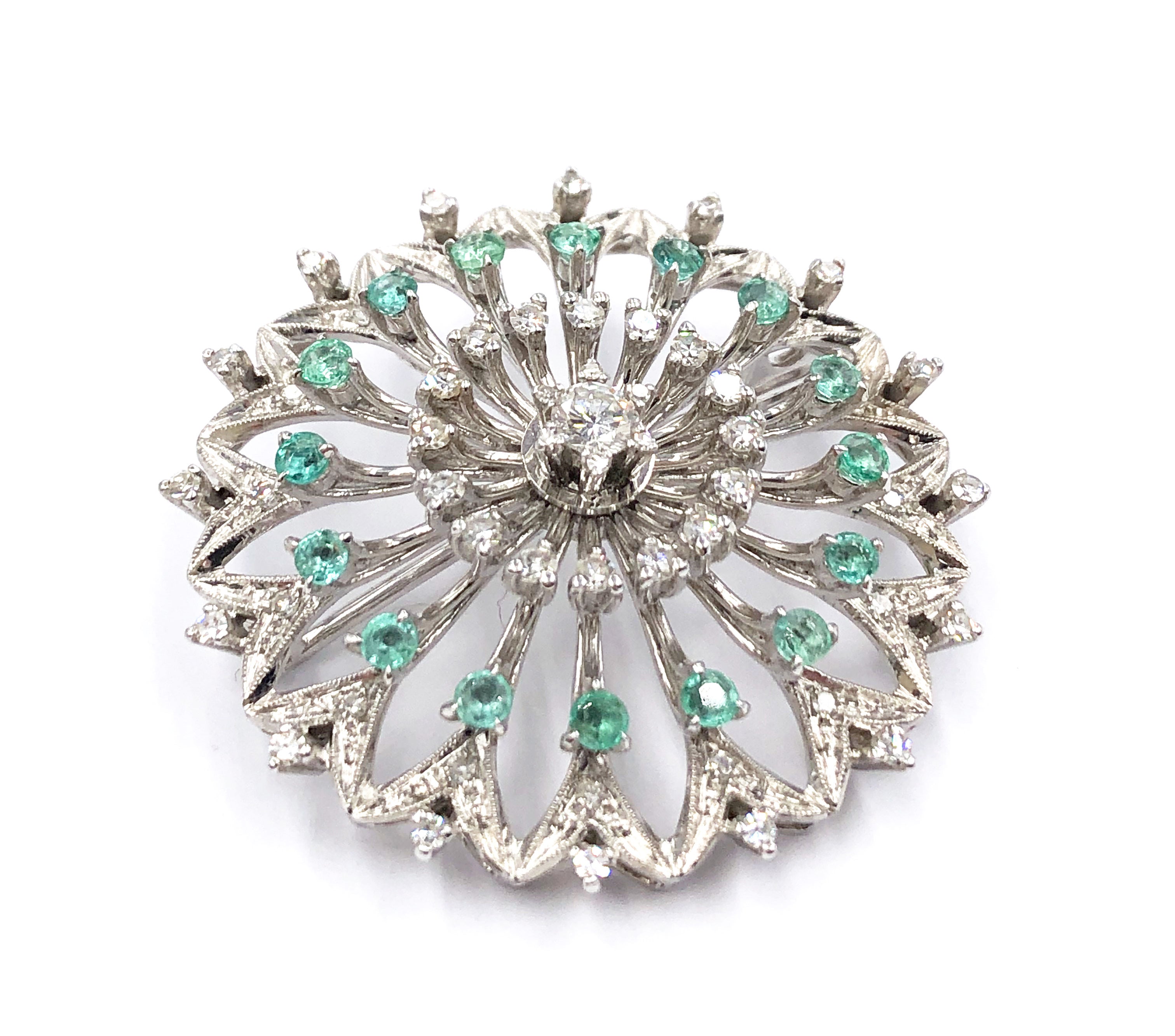 1960s Vintage Emerald Diamond 18 Kt White Gold Brooch Pin