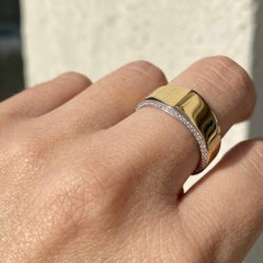 Ralph Masri Modernist 18kt Yellow Gold Diamond Signet Ring