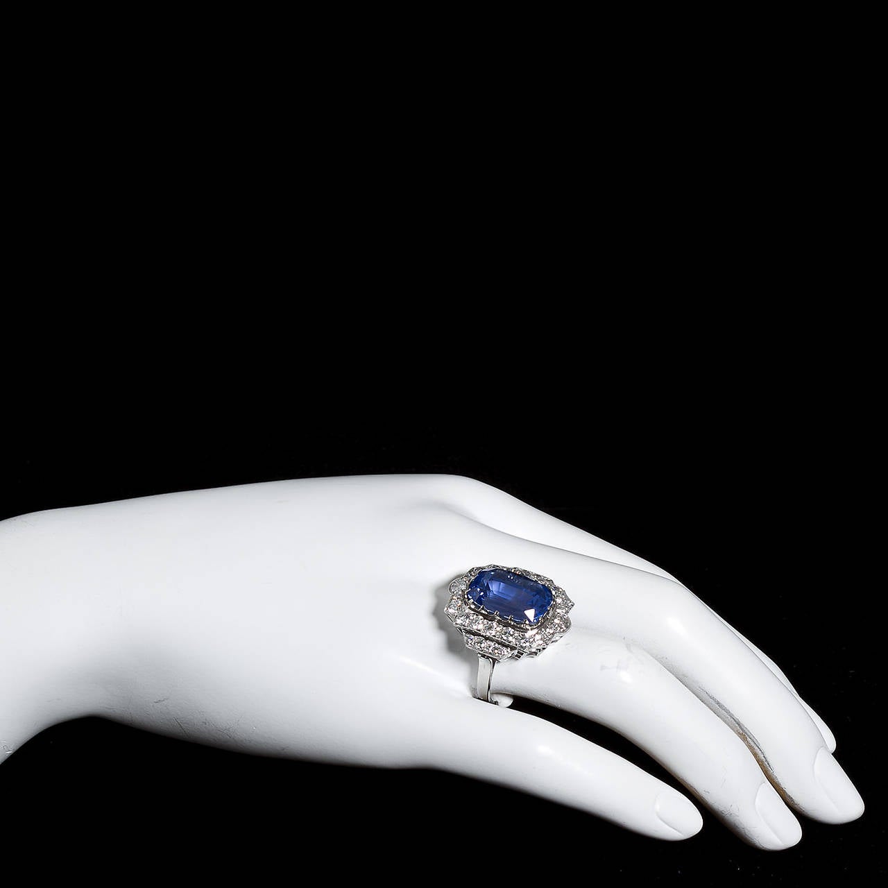 16.26 Carat Cushion No-Heat Ceylon Blue Sapphire Diamond Gold Ring In New Condition In Lakewood, NJ