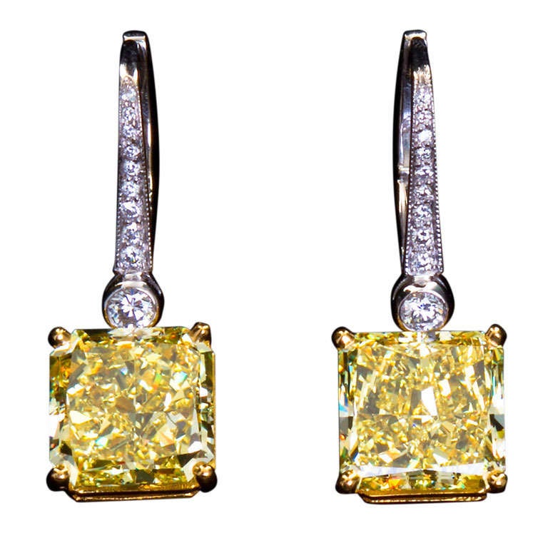 GRAFF London Yellow Diamond Drop Earrings