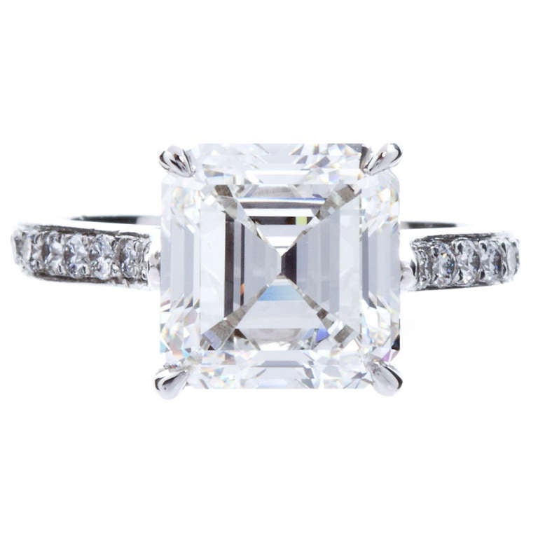 Square Emerald or Asscher Cut 4.19ct H/VS1 Diamond Solitaire Platinum Pavé Ring