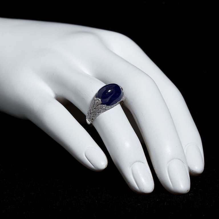 Cabochon Saphir Diamant Platin Ring im Zustand „Hervorragend“ in Lakewood, NJ