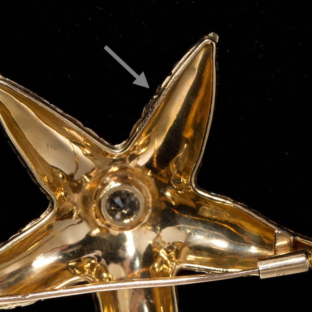 1.77 Carat Old Mine Diamond Center Gold Starfish Brooch In Excellent Condition In Lakewood, NJ