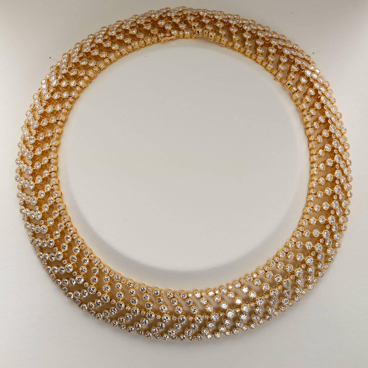 Cartier Paris Vintage Diamond in Gold Choker Necklace In Excellent Condition In Lakewood, NJ