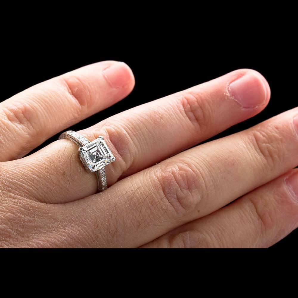 Women's 2.52 Carat GIA Square Emerald Asscher Cut Diamond platinum Engagement Ring For Sale