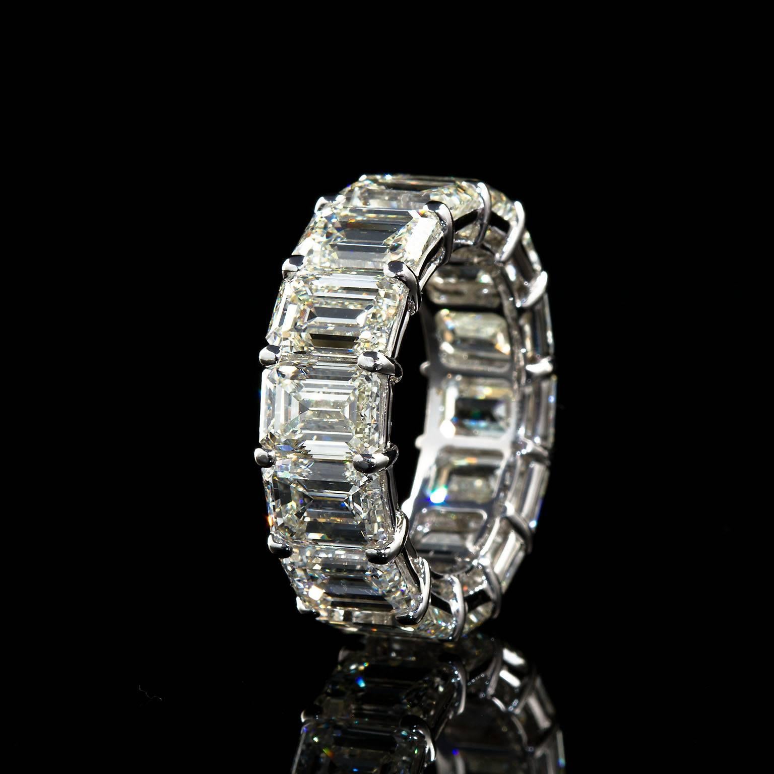 14.44 Carat Emerald Cut Diamond Platinum Eternity Band 1.00 Carat Each 4