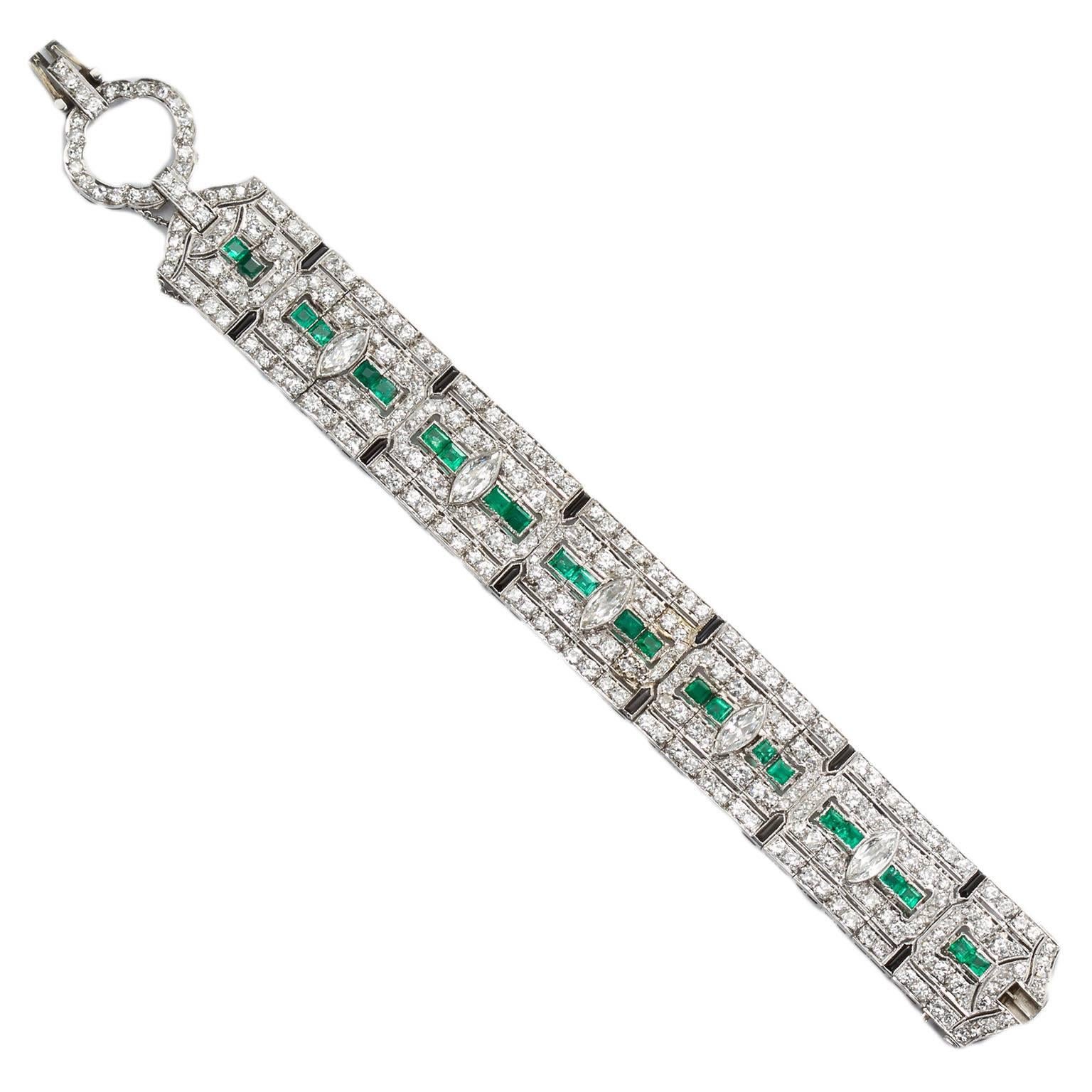 Art Deco Five Diamond Emerald Onyx Diamonds Buckle Bracelet 17.70 Carats