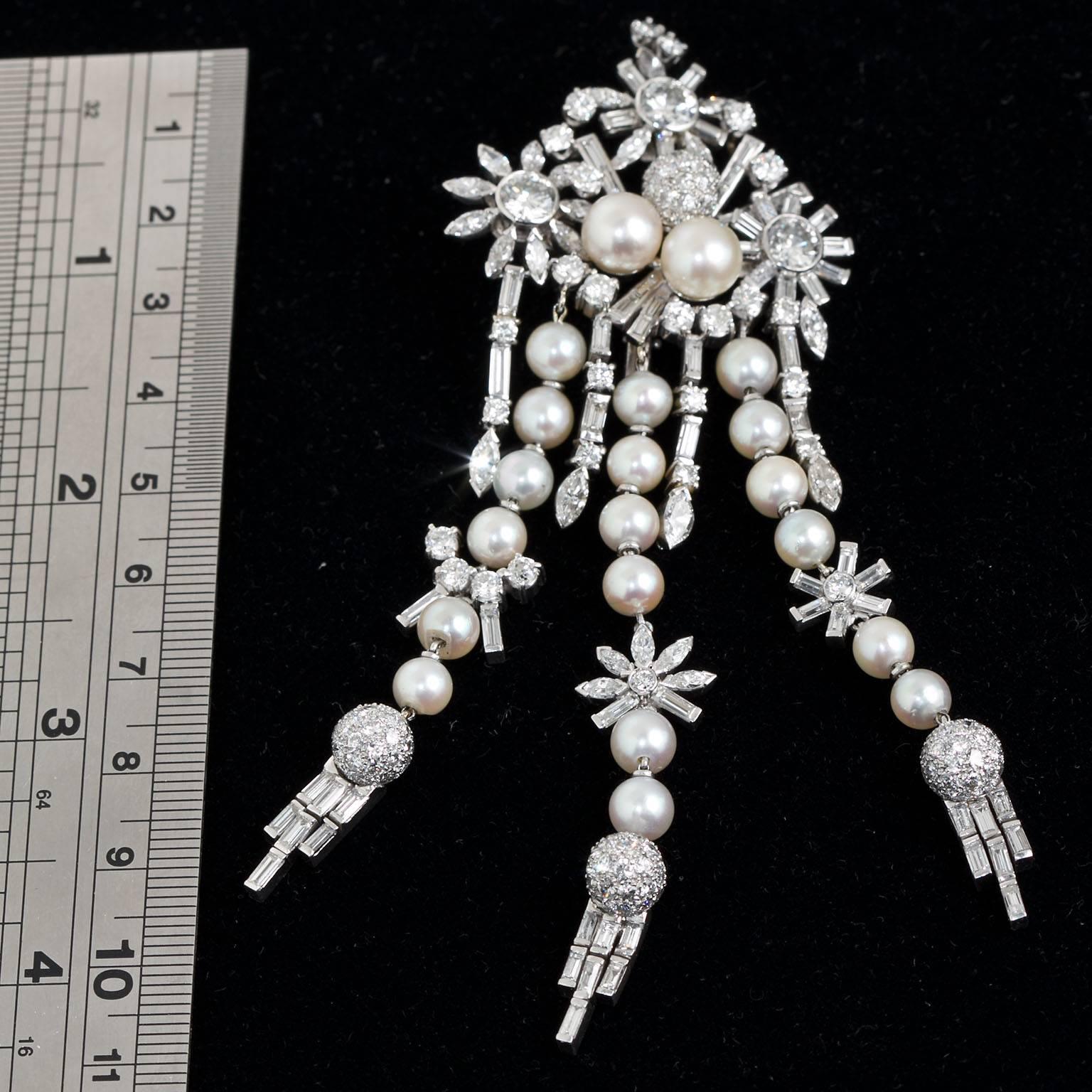 Round Cut Art Deco Style 1950s Diamond Pearl Lavish Chandelier Pendant 14 Carats