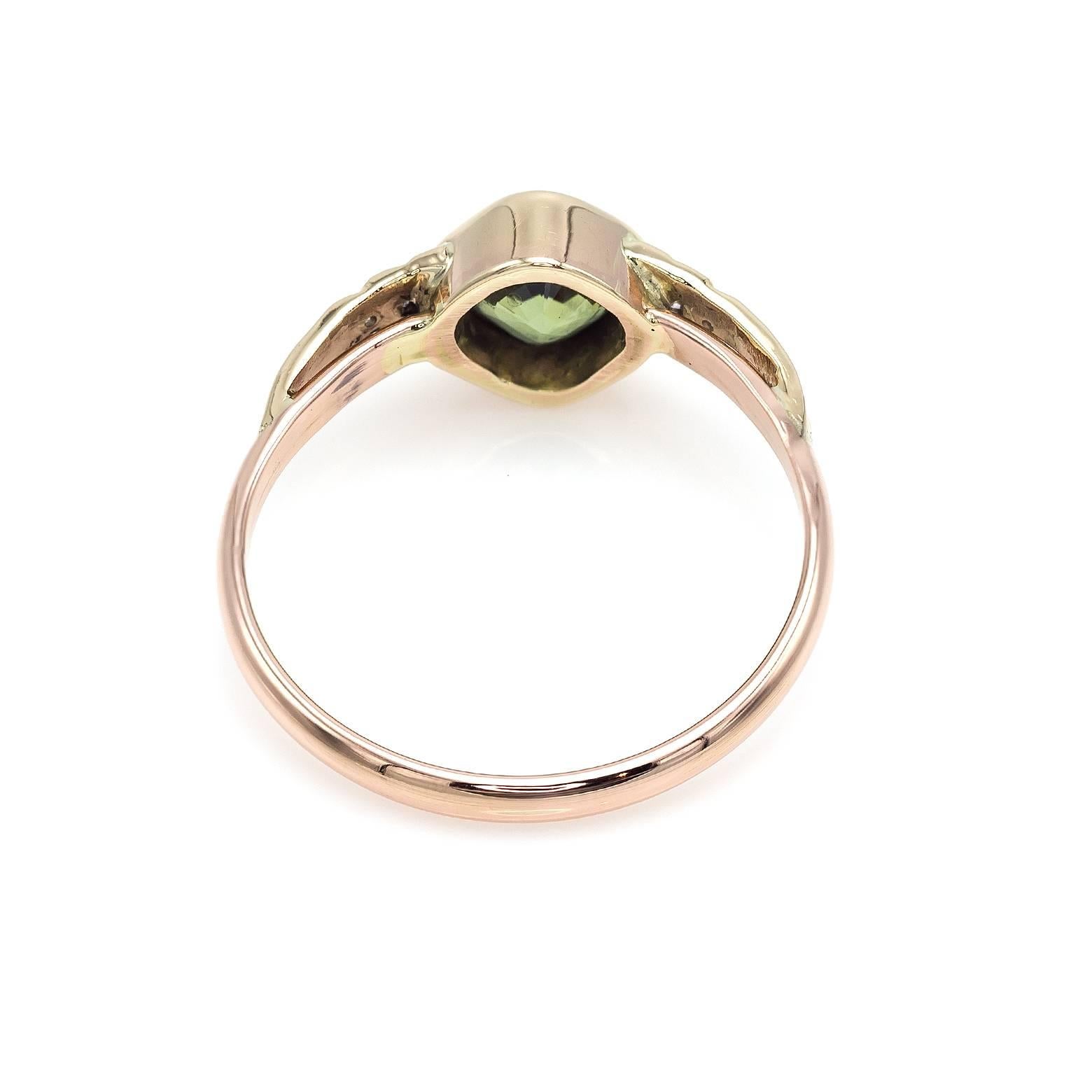 Modern Green Sapphire Cushion Shape Ring with Four White Accent Diamonds Rose Gold