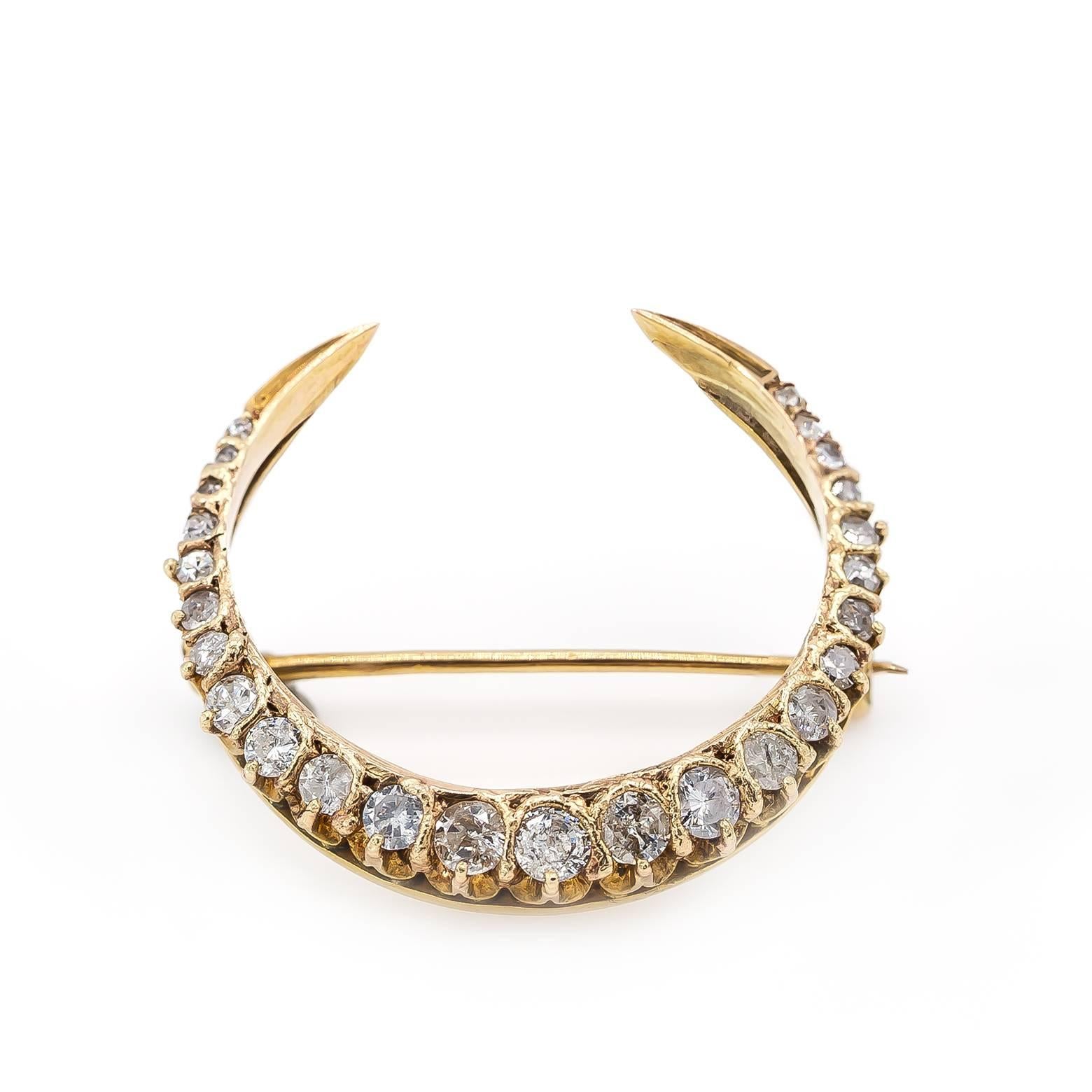 Antique Art Deco Diamond and Gold Crescent Moon Pin Brooch In Excellent Condition In Berkeley, CA