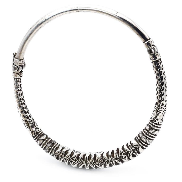 Detailed Sterling Silver Cuff Necklace from Thailand For Sale at