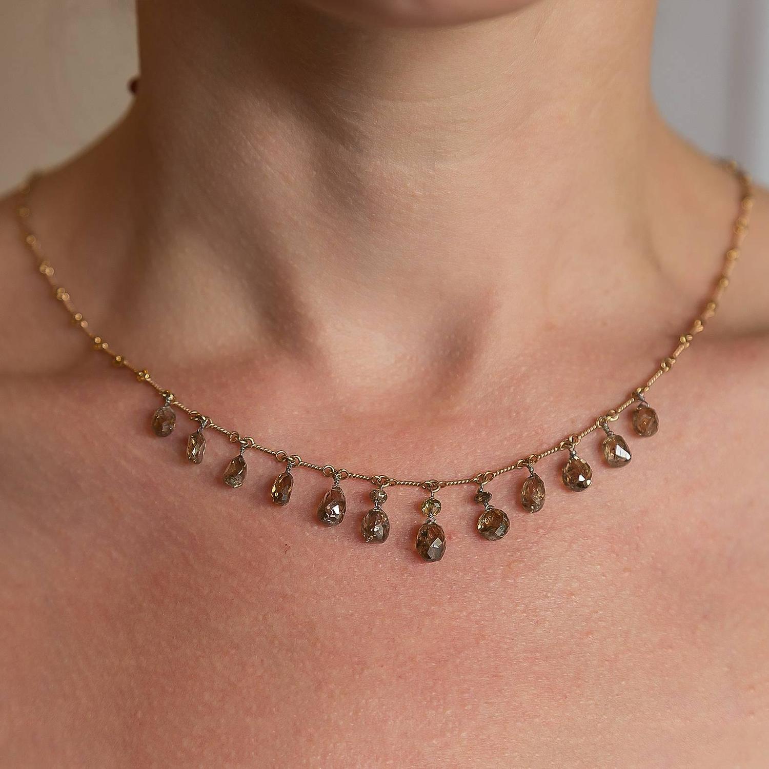 Diamond Drops Gold Twisted Chain Necklace For Sale at 1stdibs