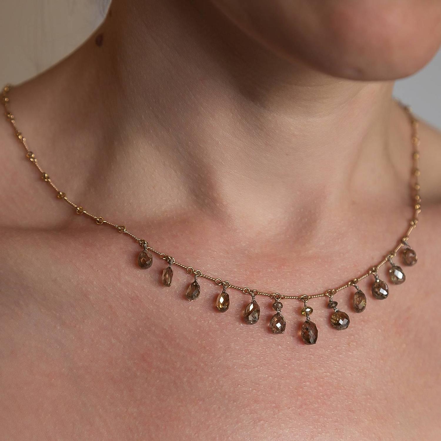 Diamond Drops Gold Twisted Chain Necklace For Sale at 1stdibs