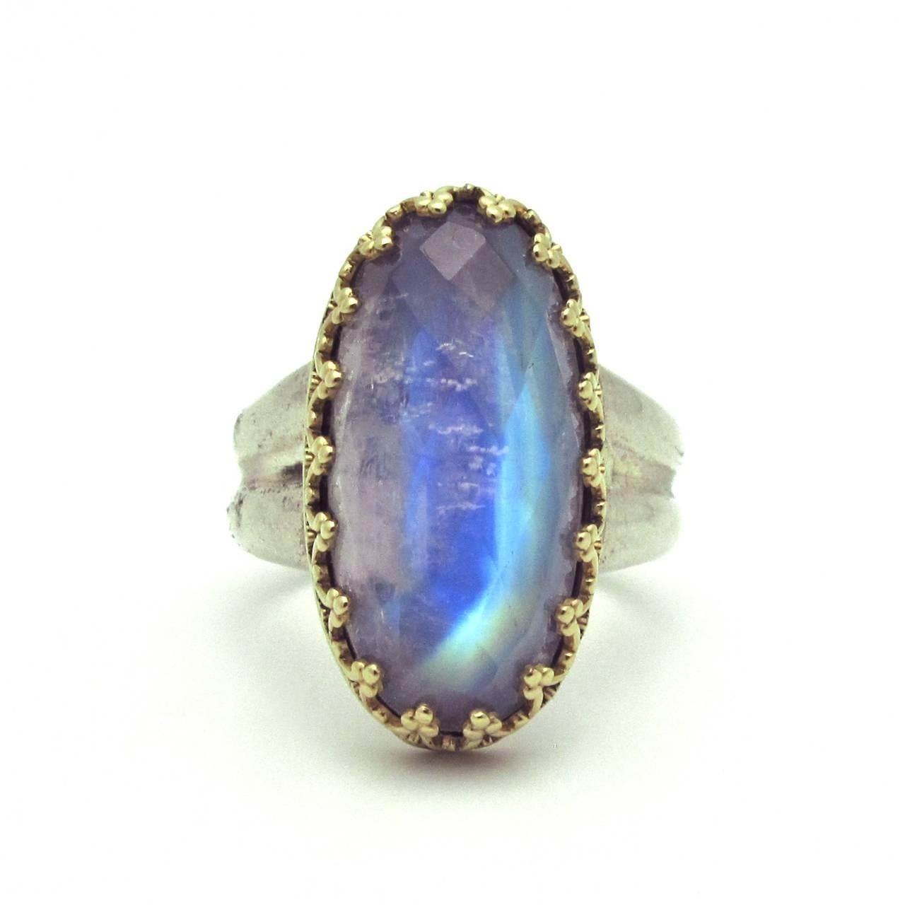 Rose-Cut Labradorite Sterling Silver Gold Band Ring In Excellent Condition In Berkeley, CA