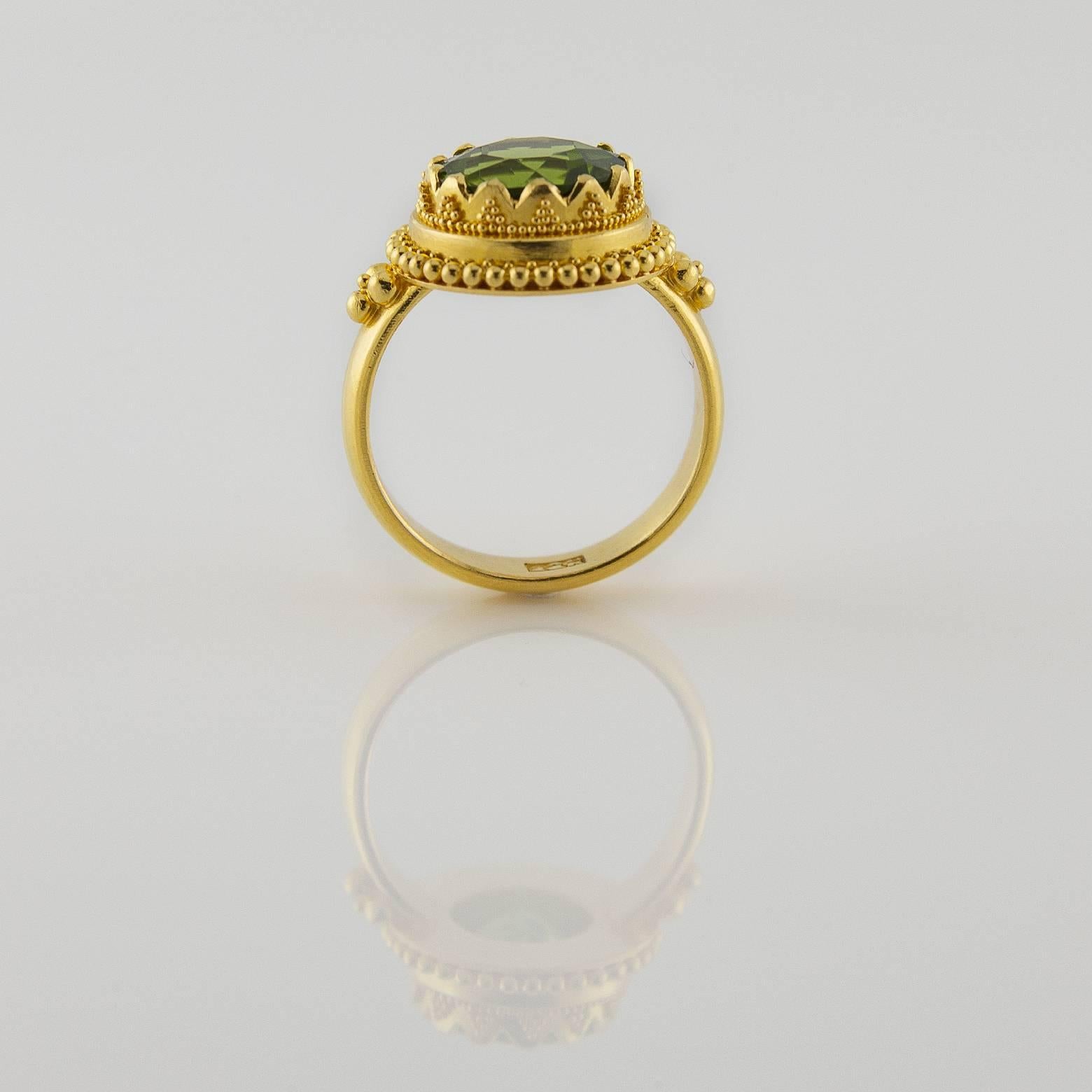 Green Apple Round Peridot Granular Gold Ring 2