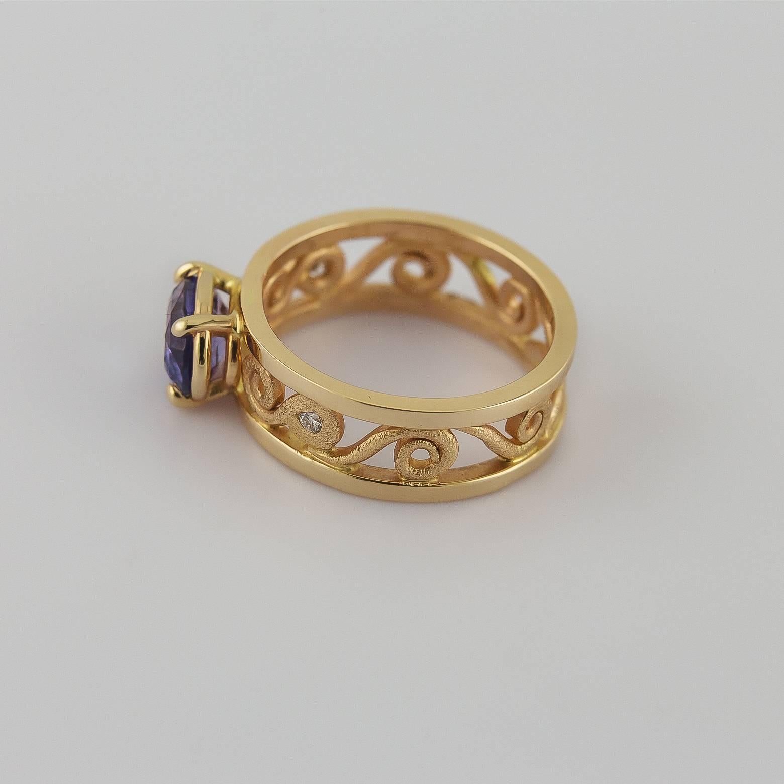 Contemporary Purple Indigo Sapphire Diamond Gold Ring with Spirals