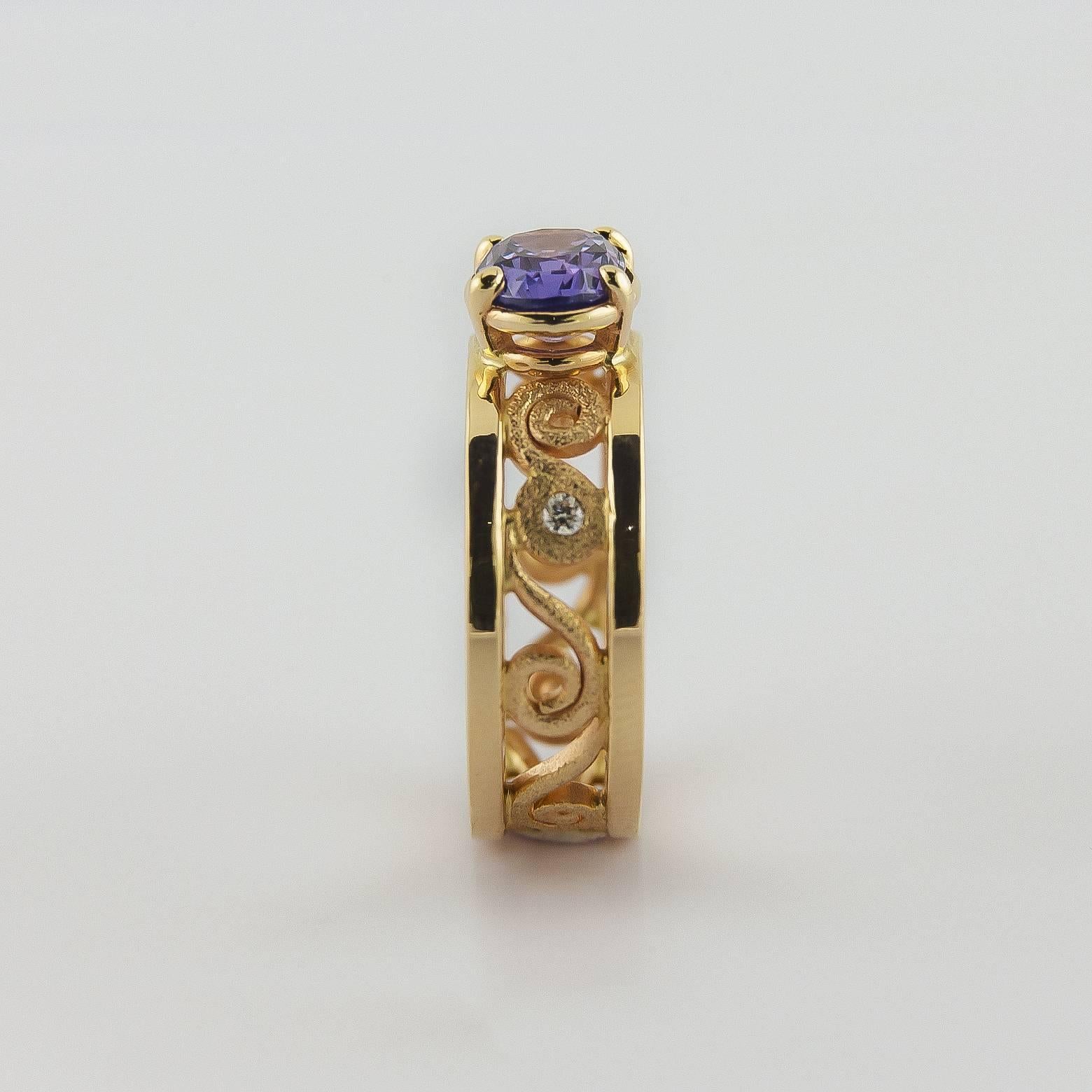 Women's or Men's Purple Indigo Sapphire Diamond Gold Ring with Spirals