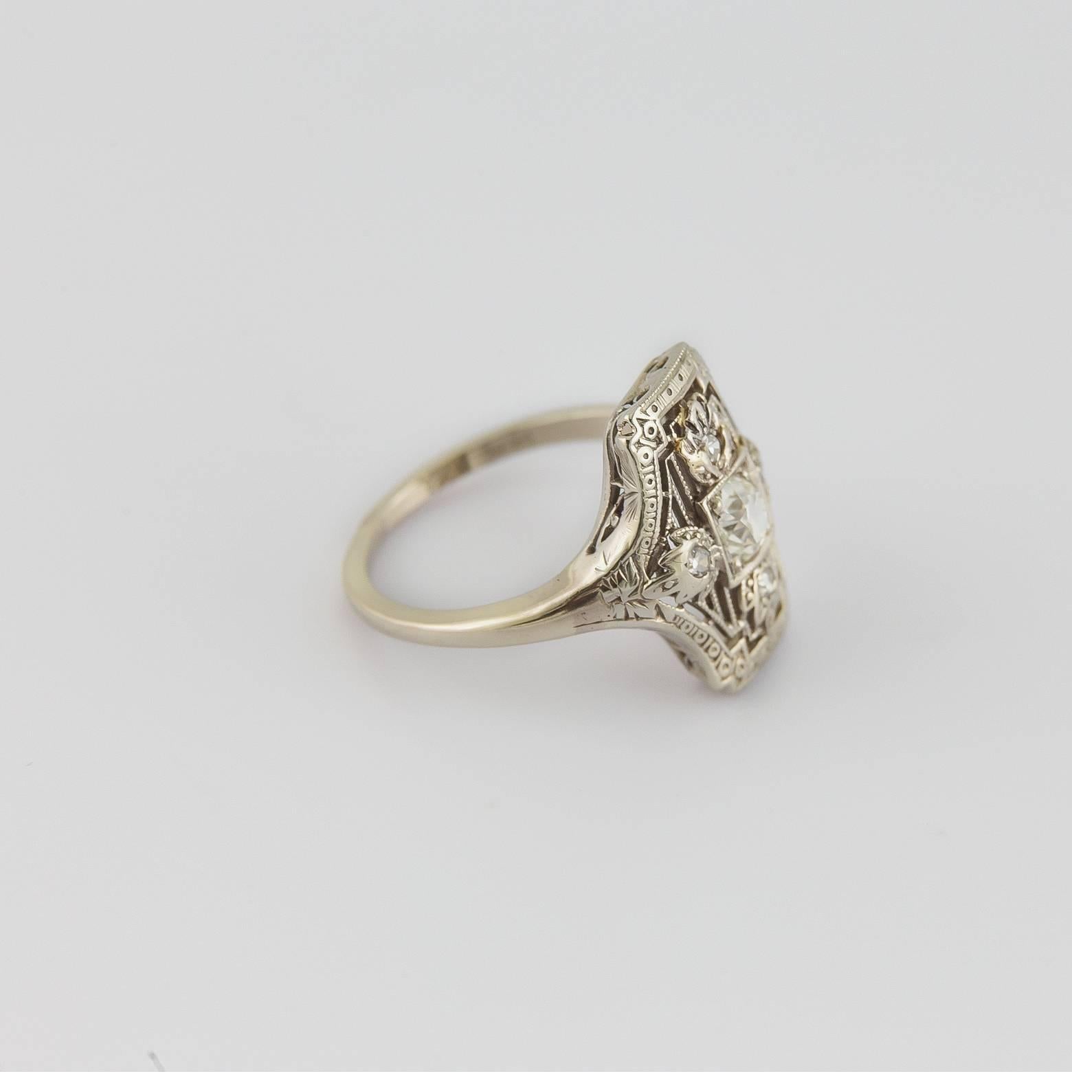 Art Deco Diamond Gold Ring, 1930s For Sale 1