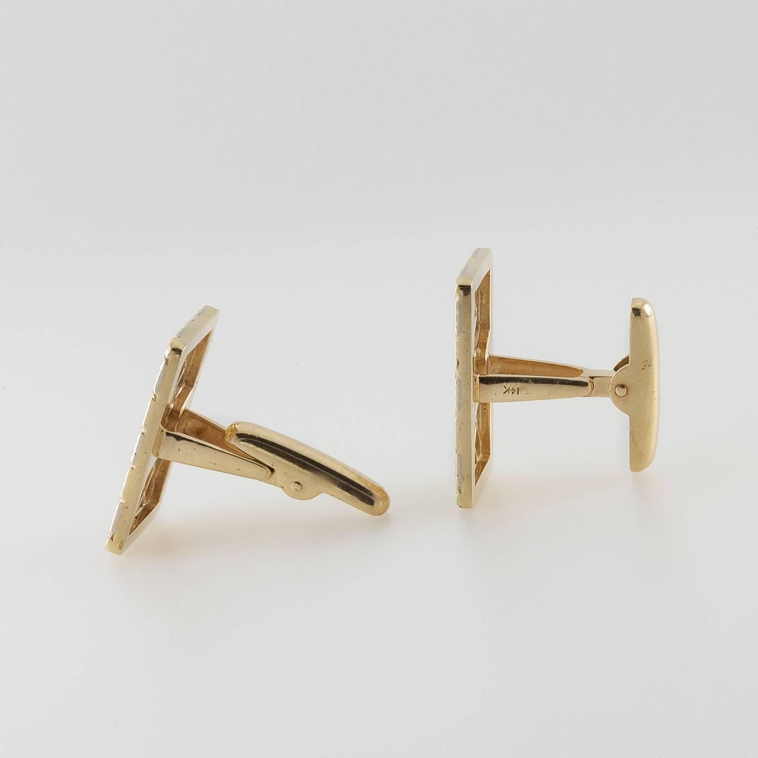 Tuxedo Cufflinks Set in Gold and Platinum with Classic Woven Checkered Pattern 1