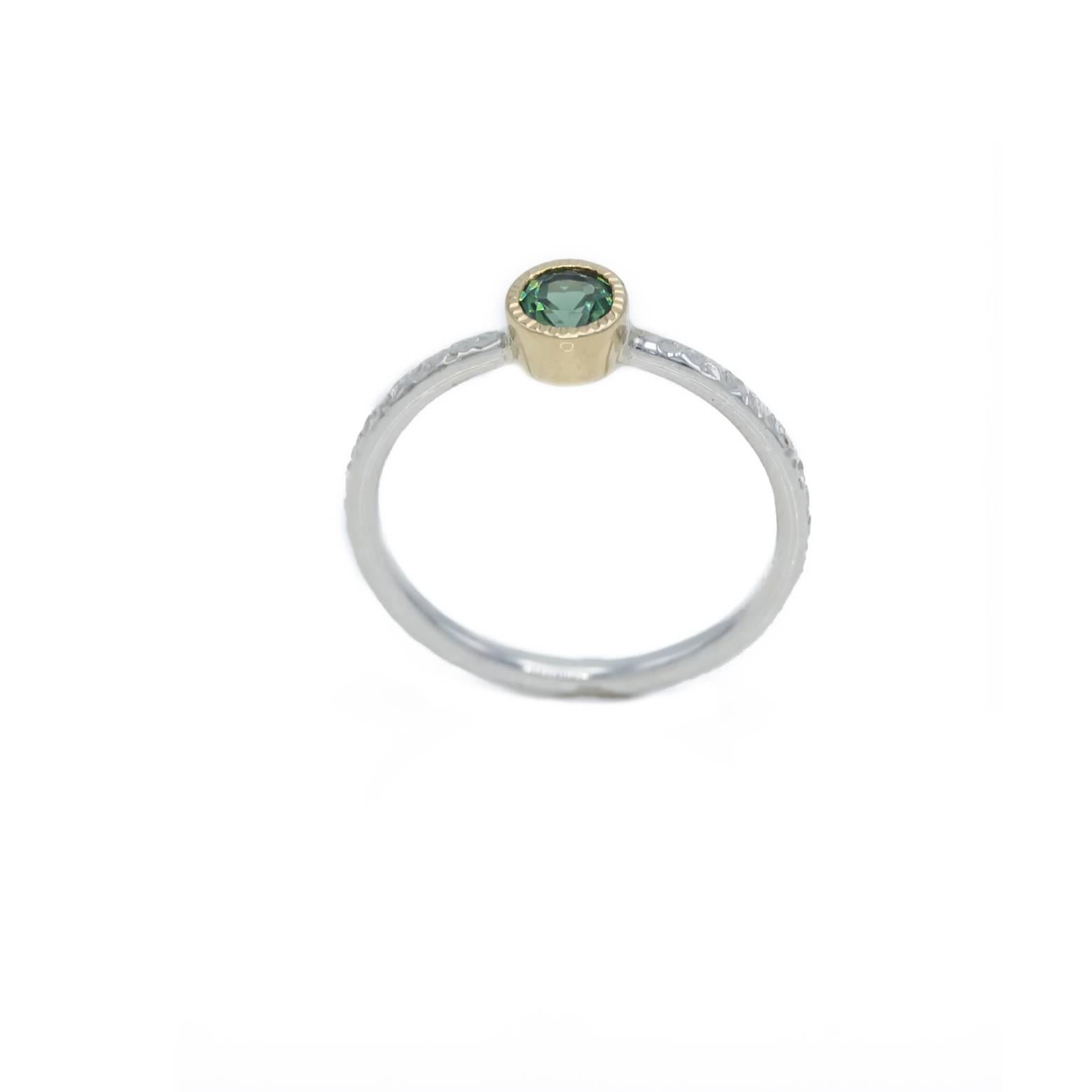 Green Tourmaline Hammered Sterling Silver Textured Gold Stacking Ring In Excellent Condition In Berkeley, CA