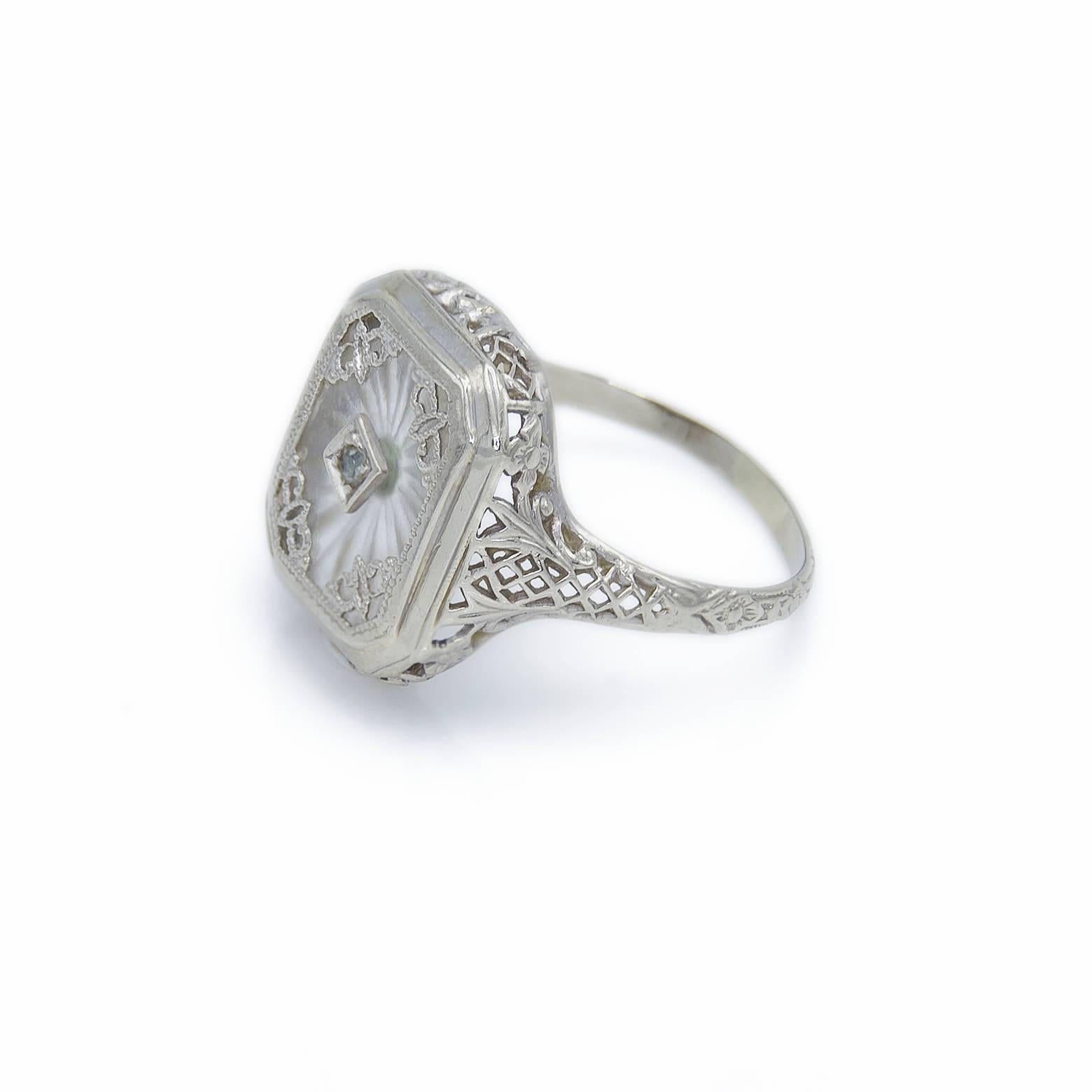 Art Deco Ray Crystal Diamond Gold Filigree Ring 1930's In Excellent Condition In Berkeley, CA