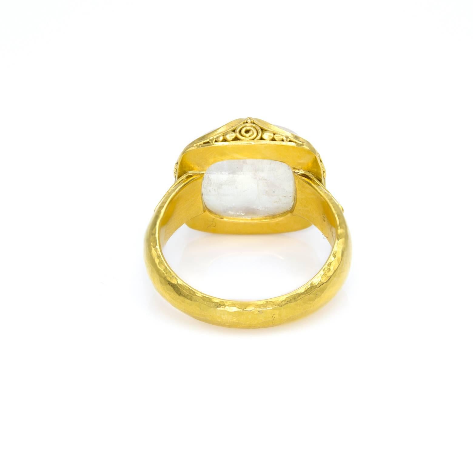 Women's Moonstone Gold Filigree Ring