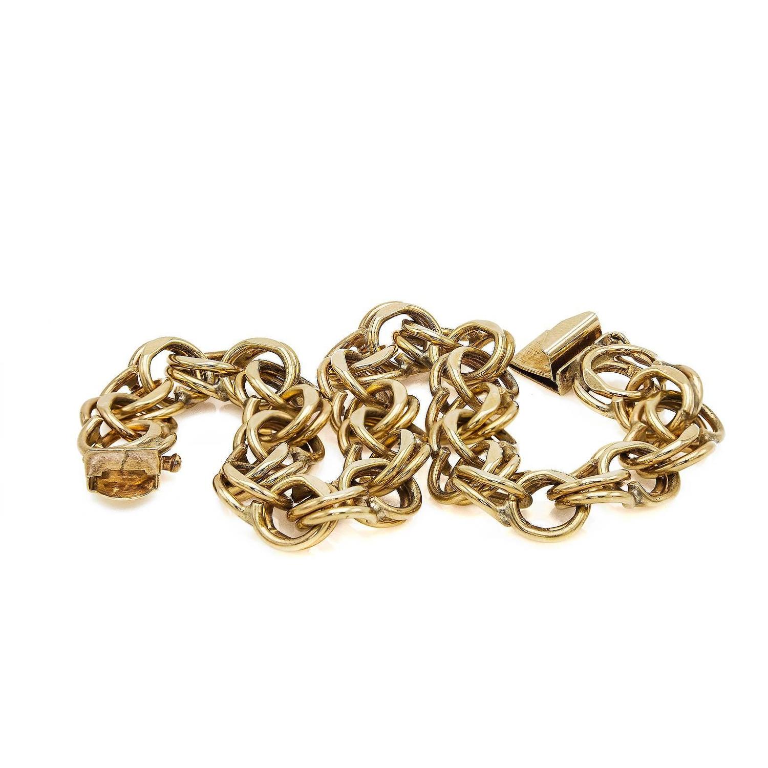 Gold Chain Link Bracelet For Sale at 1stdibs