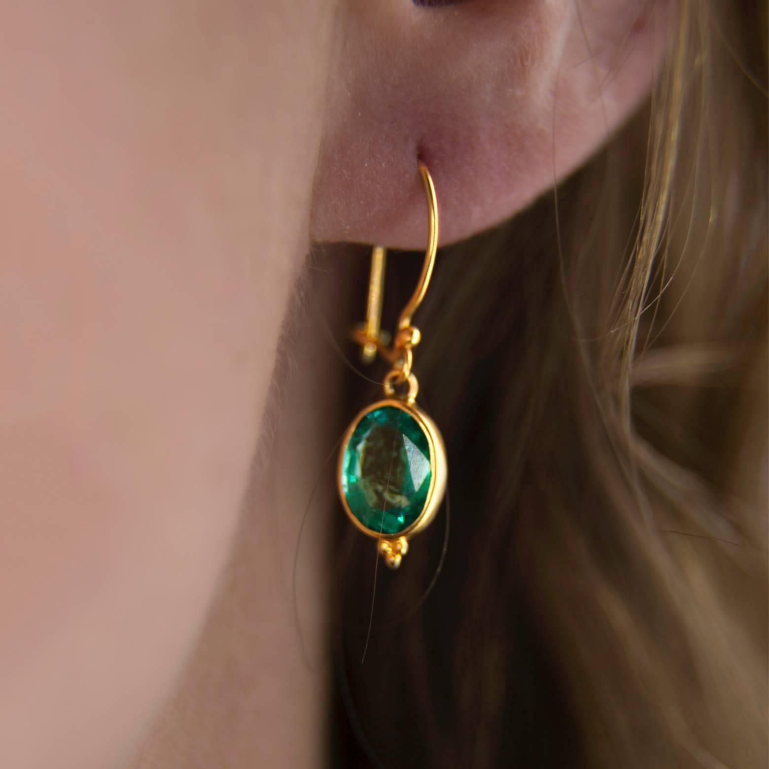 Green Oval Old Mine Cut Emerald Gold Earrings  1
