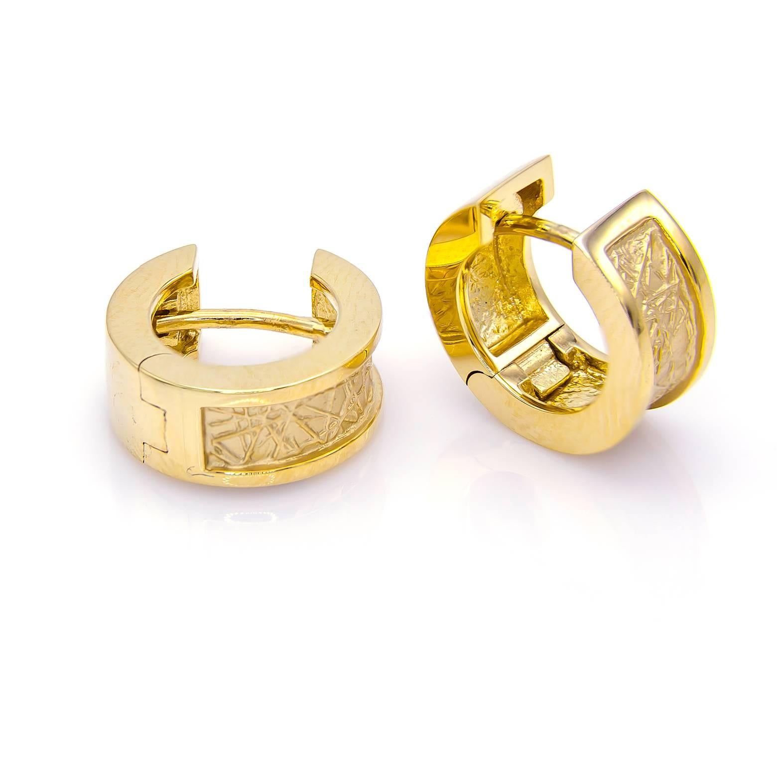 Women's Artistic Textured Gold Hoop Huggie Earrings