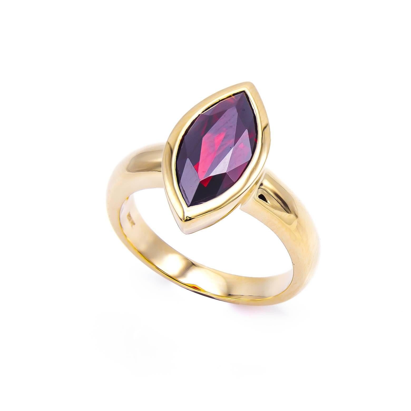 Modern Marquise Red Garnet Ring in Gold 