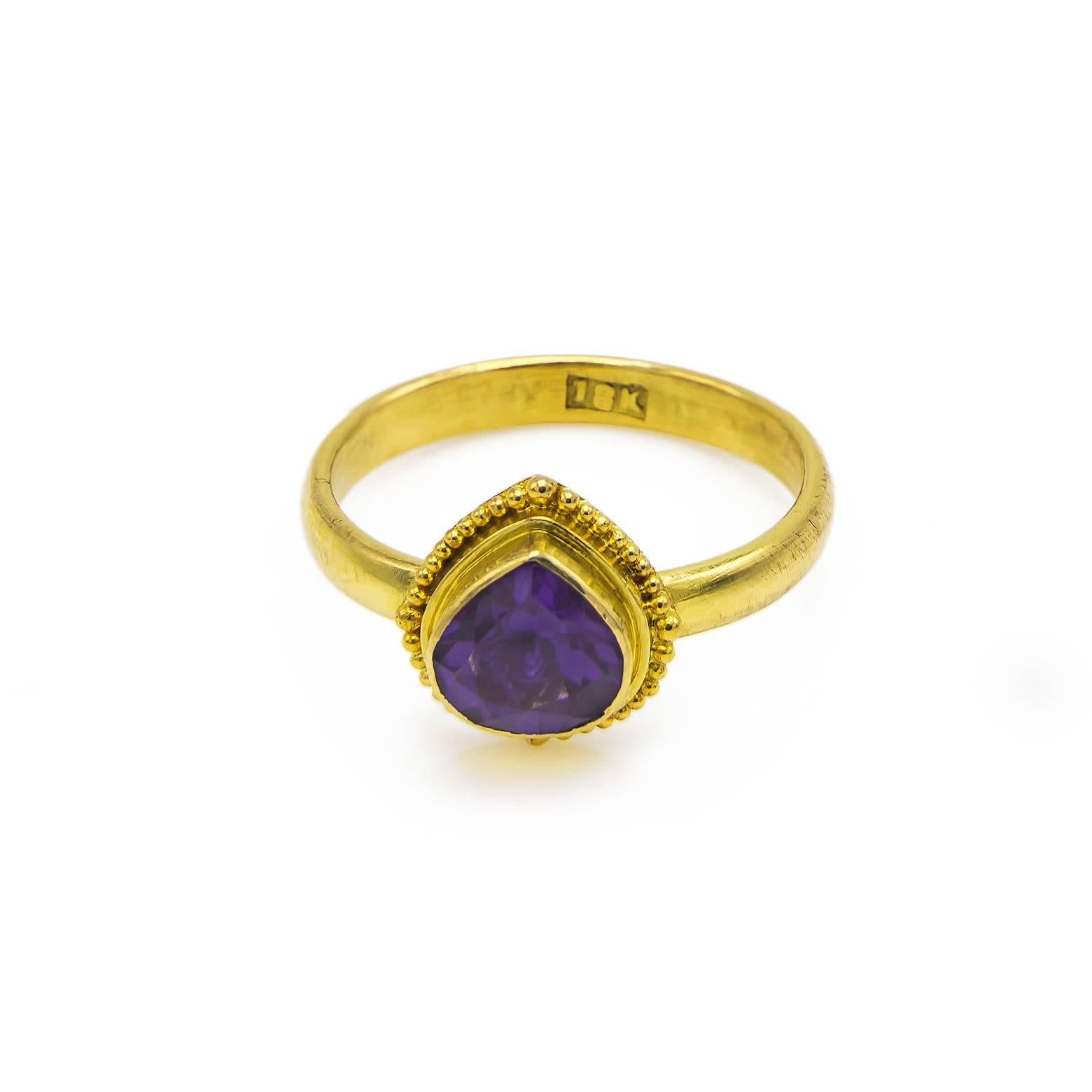 Women's Pear Shaped Amethyst in Detailed Gold Bezel Ring