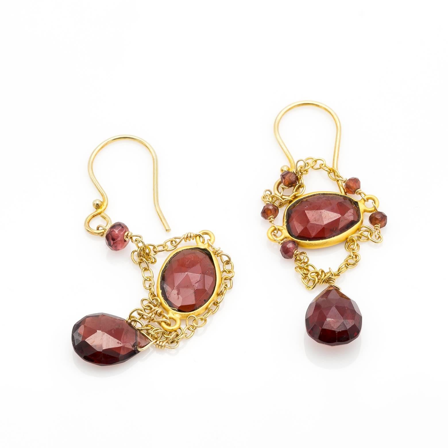 Women's Garnet and Gold Chain Earrings with Faceted Bead Briolettes