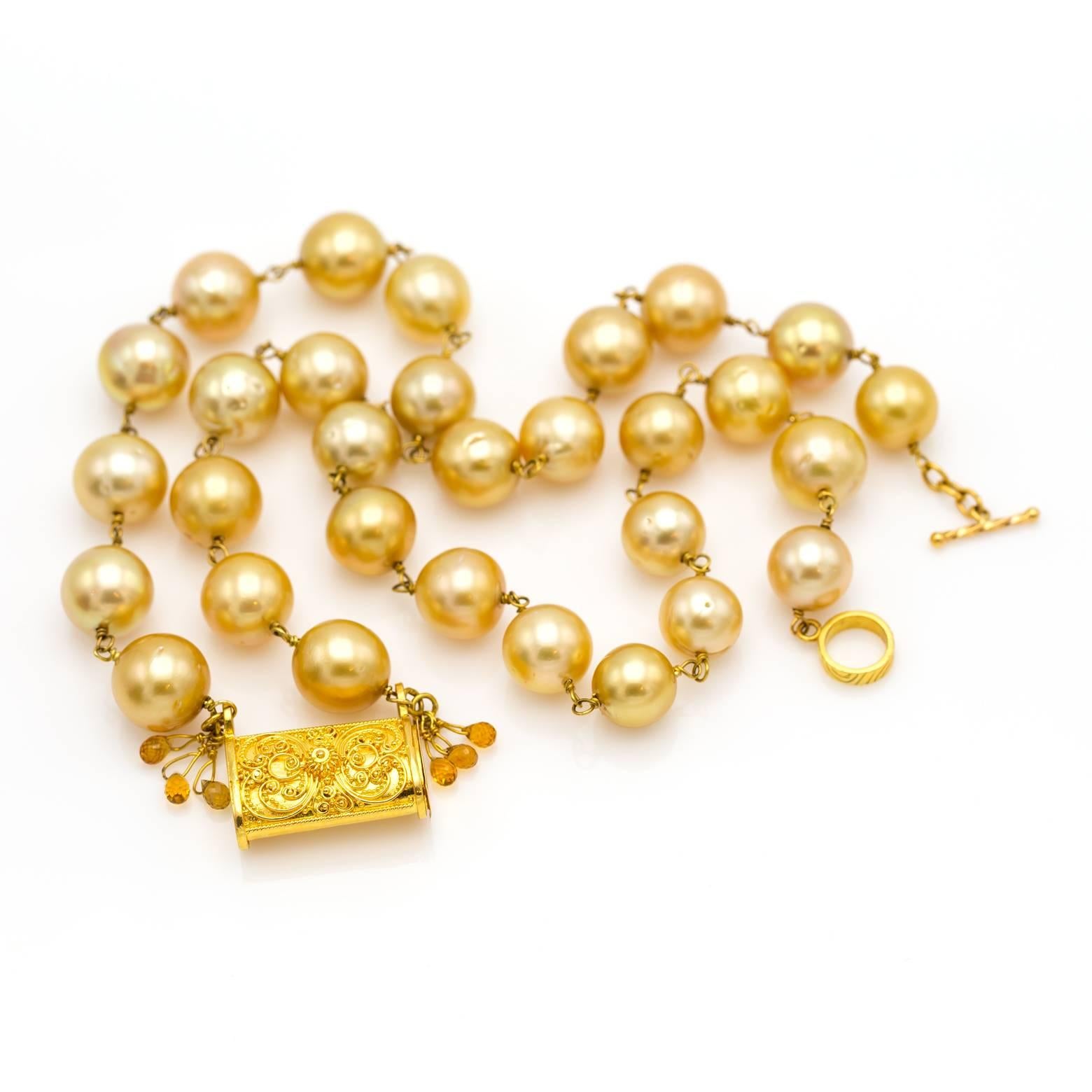 Golden South Sea Pearl Necklace In Excellent Condition In Berkeley, CA