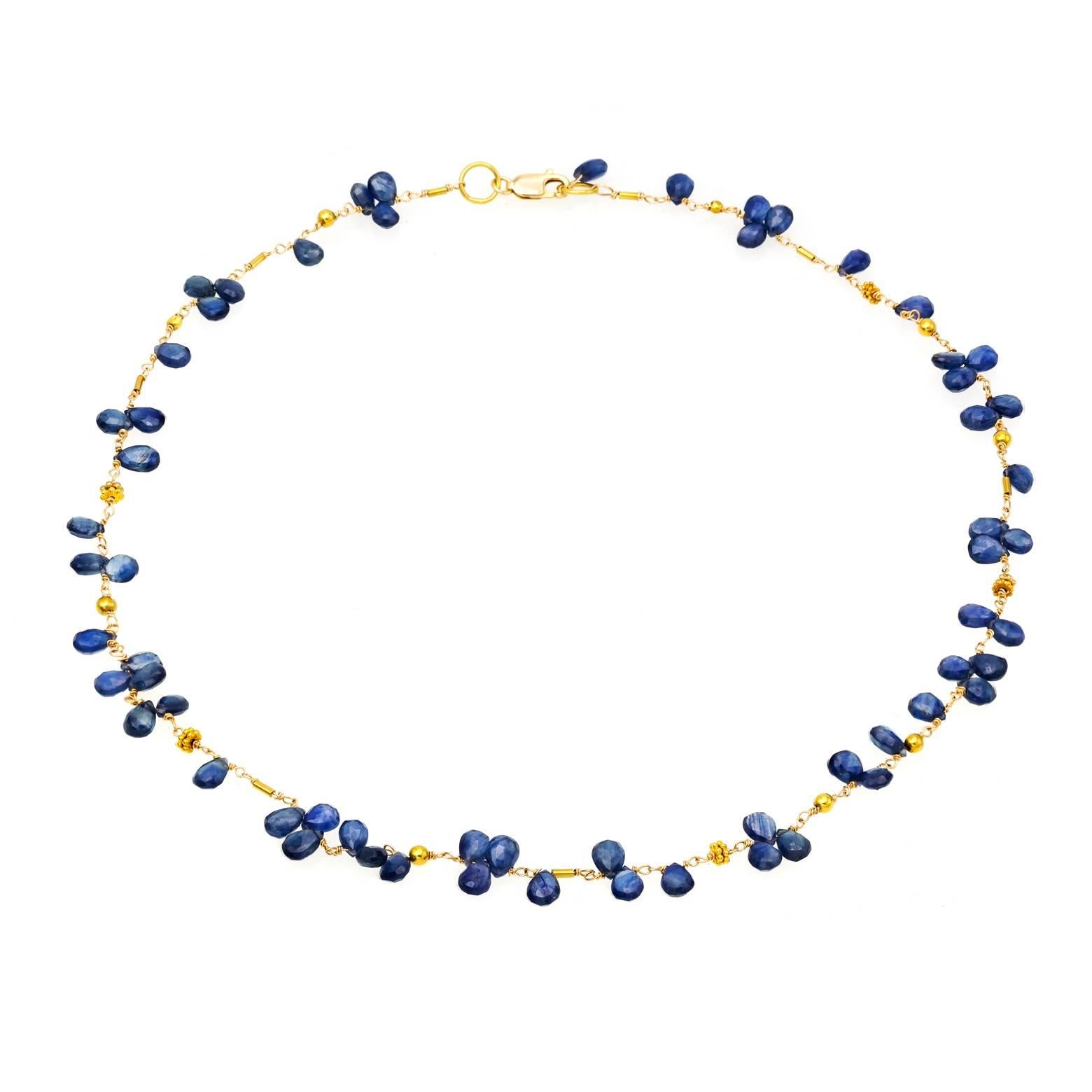 Blauer blauer Saphir Briolette-Halskette aus 18 Karat Gelbgold (Moderne) im Angebot