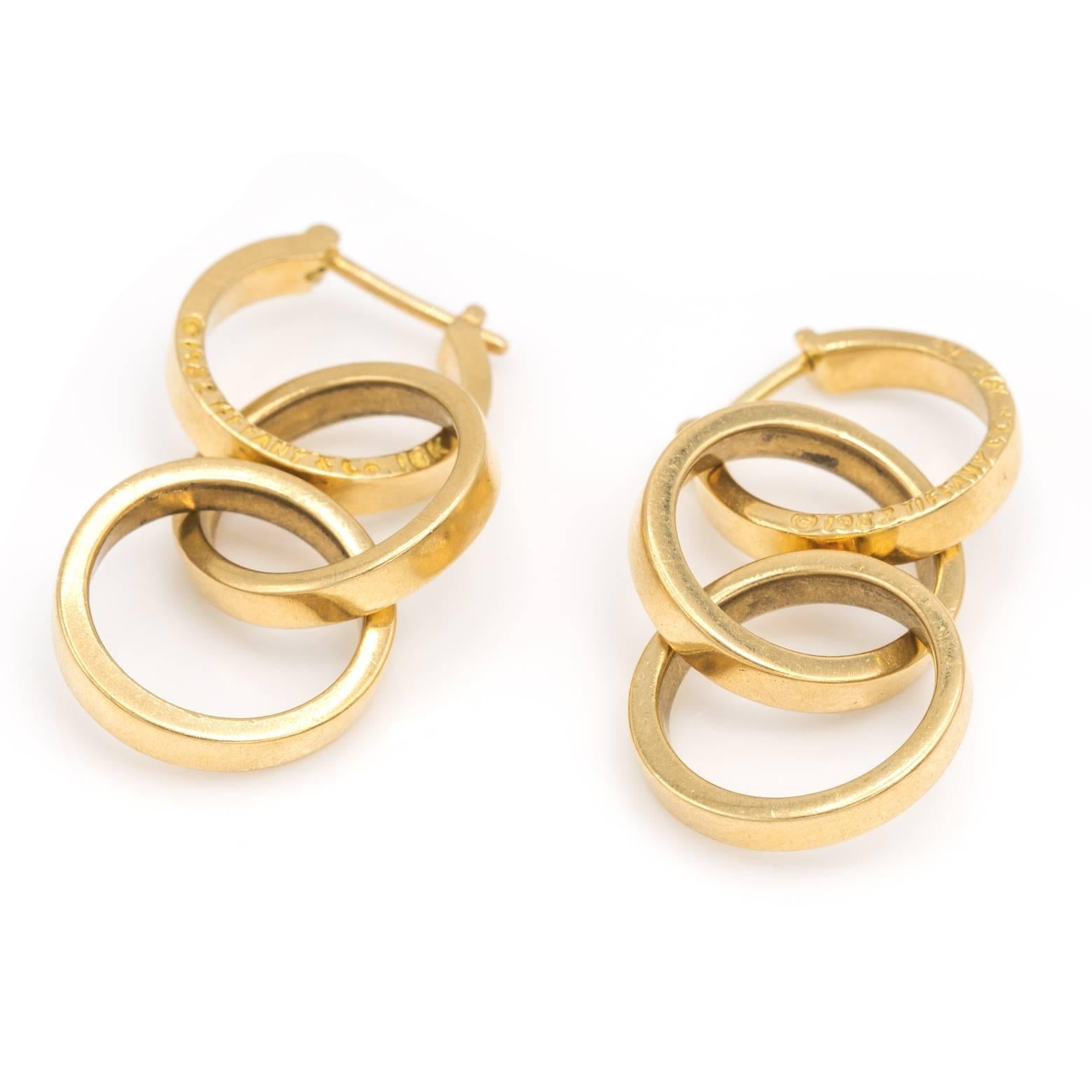 Modern Vintage Three Linked Hoop Tiffany & Co. Earrings in 18 Karat Yellow Gold