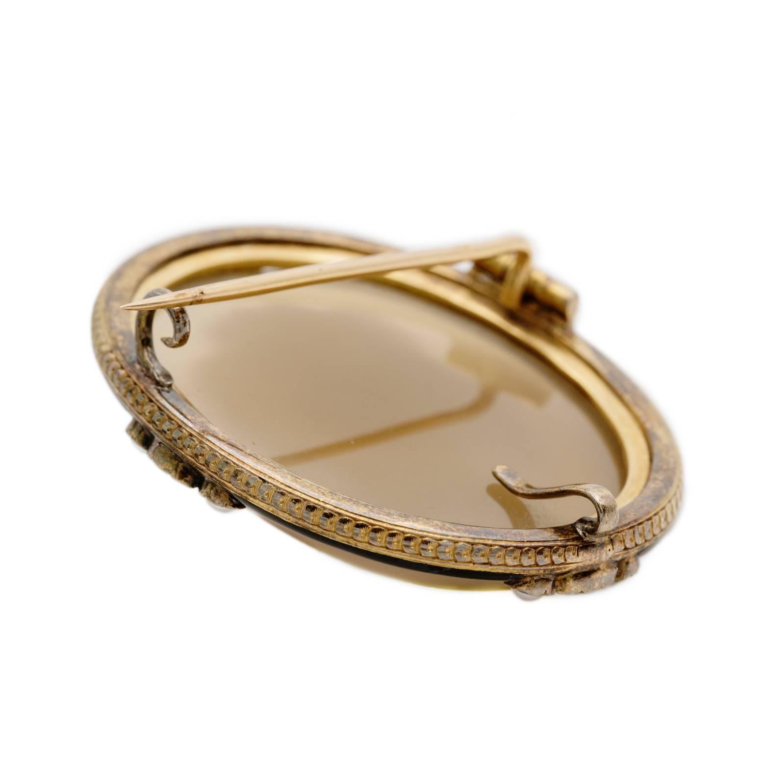 Geschnitzte französische Jungfrau Cameo-Achat Rubine Perlen 18 Karat Gelbgold (Napoleon III.) im Angebot