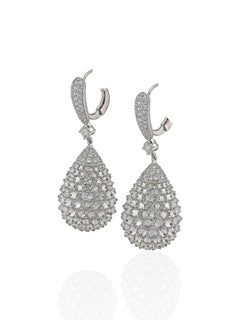 Boucles d'oreilles pendantes « Sophia D Reverse Set » serties de diamants, en platine