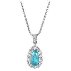 Ciondolo con tormalina Paraiba naturale e diamanti da 0.82 carati realizzato in platino