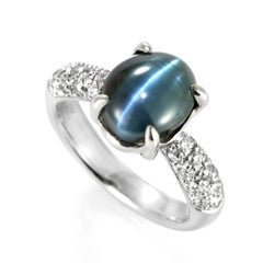 4.87 Carat Natural Alexandrite Cat's Eye and Diamond Ring Made in Platinum