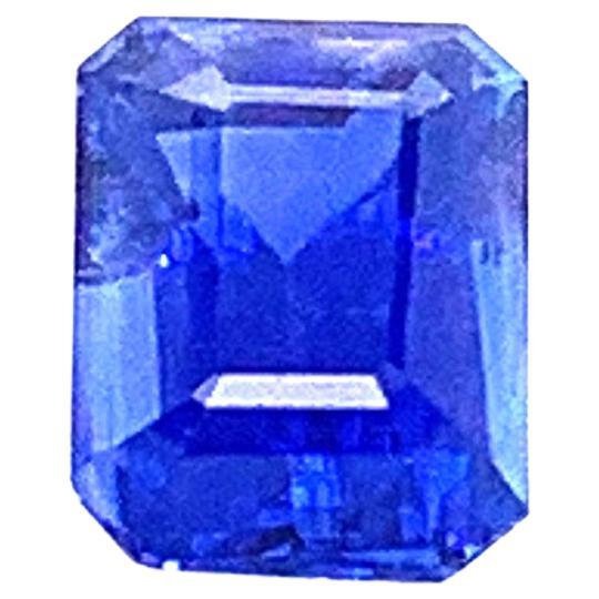 Saphir bleu royal vif de 2,30 carats, taille octogonale en vente