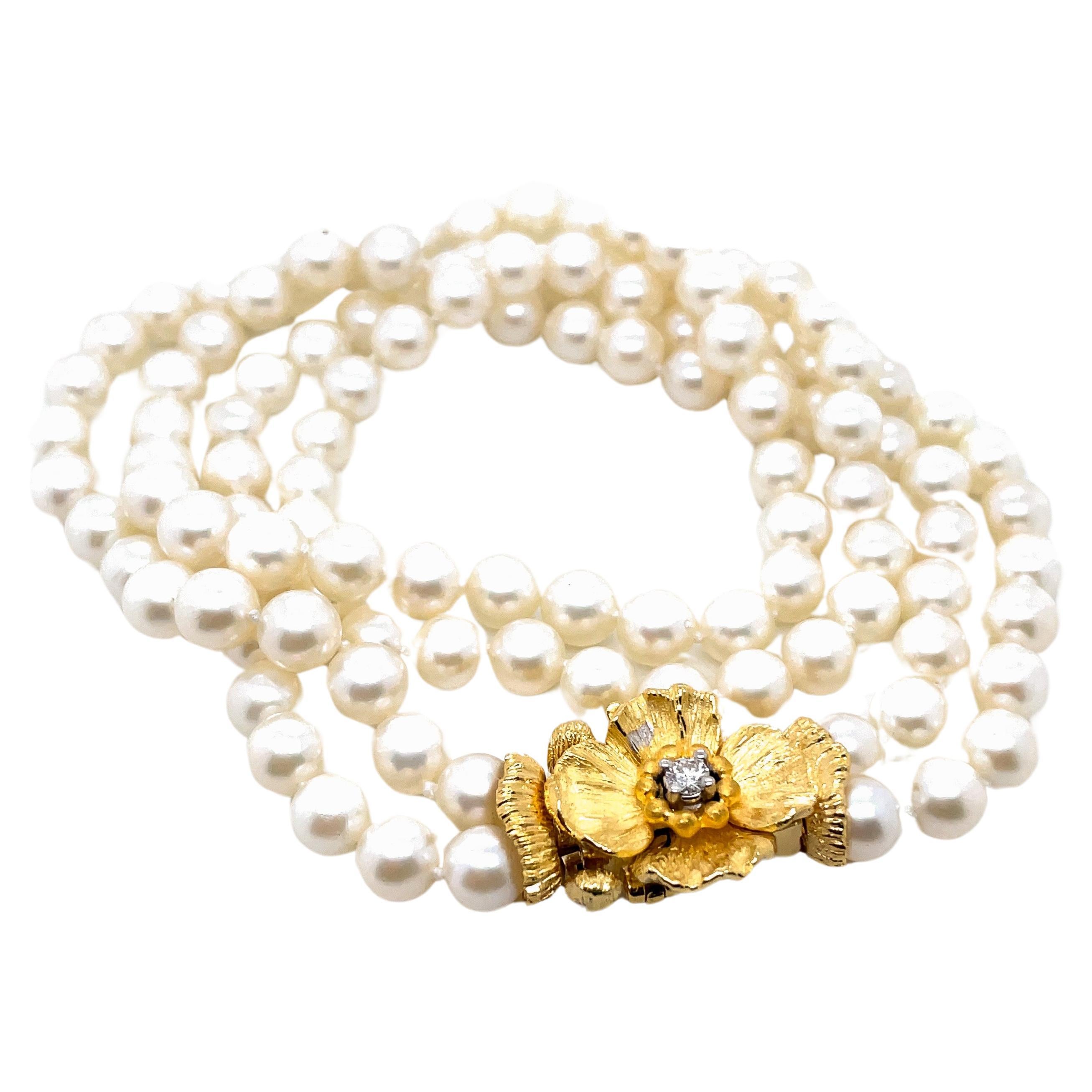 18 Karat Gold Perlen-Diamant-Blumen-Halskette im Angebot