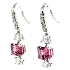 Pendants d'oreilles en spinelle rose non chauffée Cts 4,21 et diamants