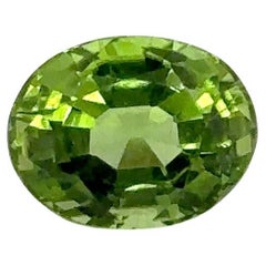 Oval-Shaped Peridot Cts 4.85