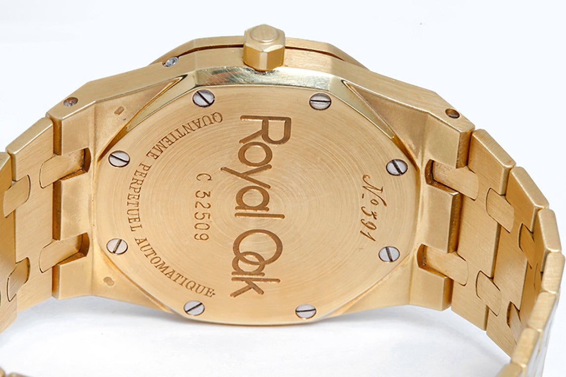 Audemars Piguet Yellow Gold Royal Oak Perpetual Calendar Bracelet Watch In Excellent Condition In Dallas, TX