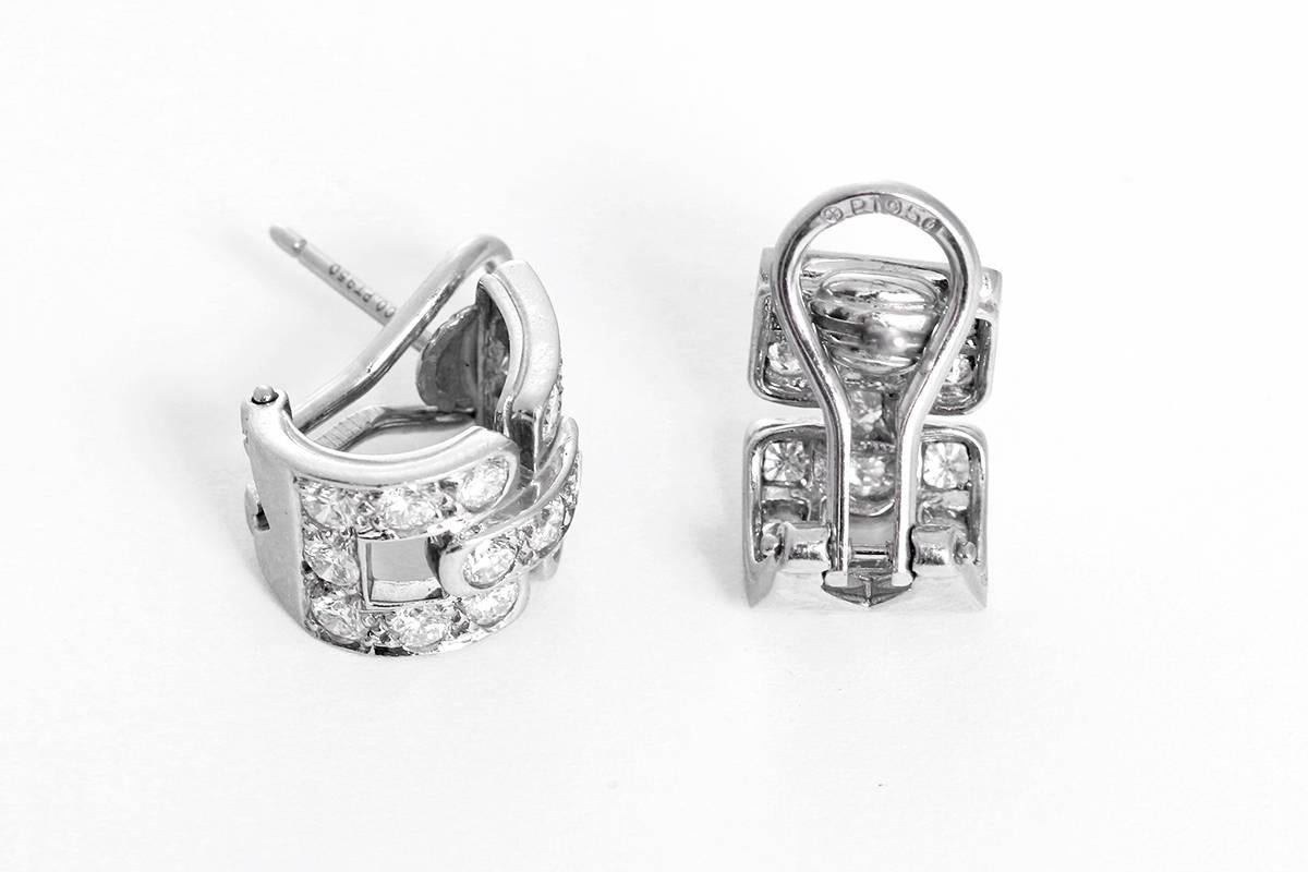These amazing Tiffany & Co.  earrings feature diamonds (VS1-VS2 -clarity G-color) set in platinum. Total weight is 9.8 grams. Stamped, 