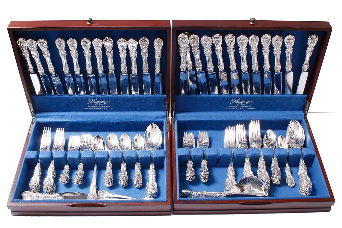 Francis I by Reed & Barton Silver Flatware Set, 24 Place Setting In Excellent Condition In Dallas, TX