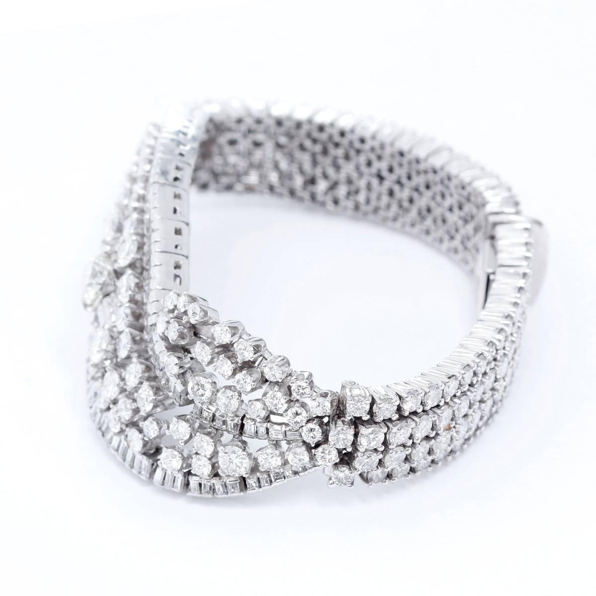 Women's or Men's Curved Diamond Platinum Tennis Bracelet